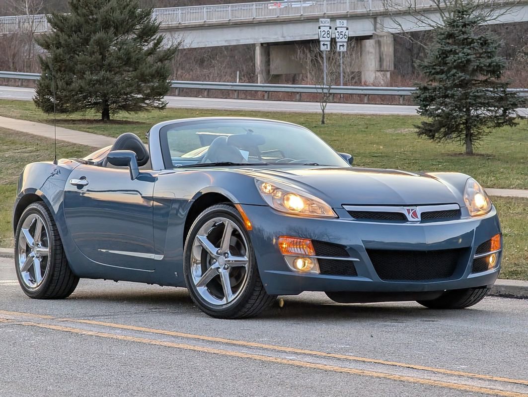 Used 2007 Saturn Sky w/ Premium Trim Pkg image 1