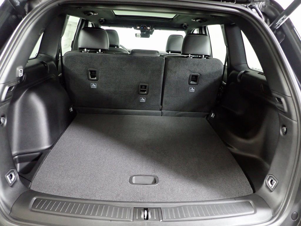 New 2025 Jeep Grand Cherokee Limited image 17