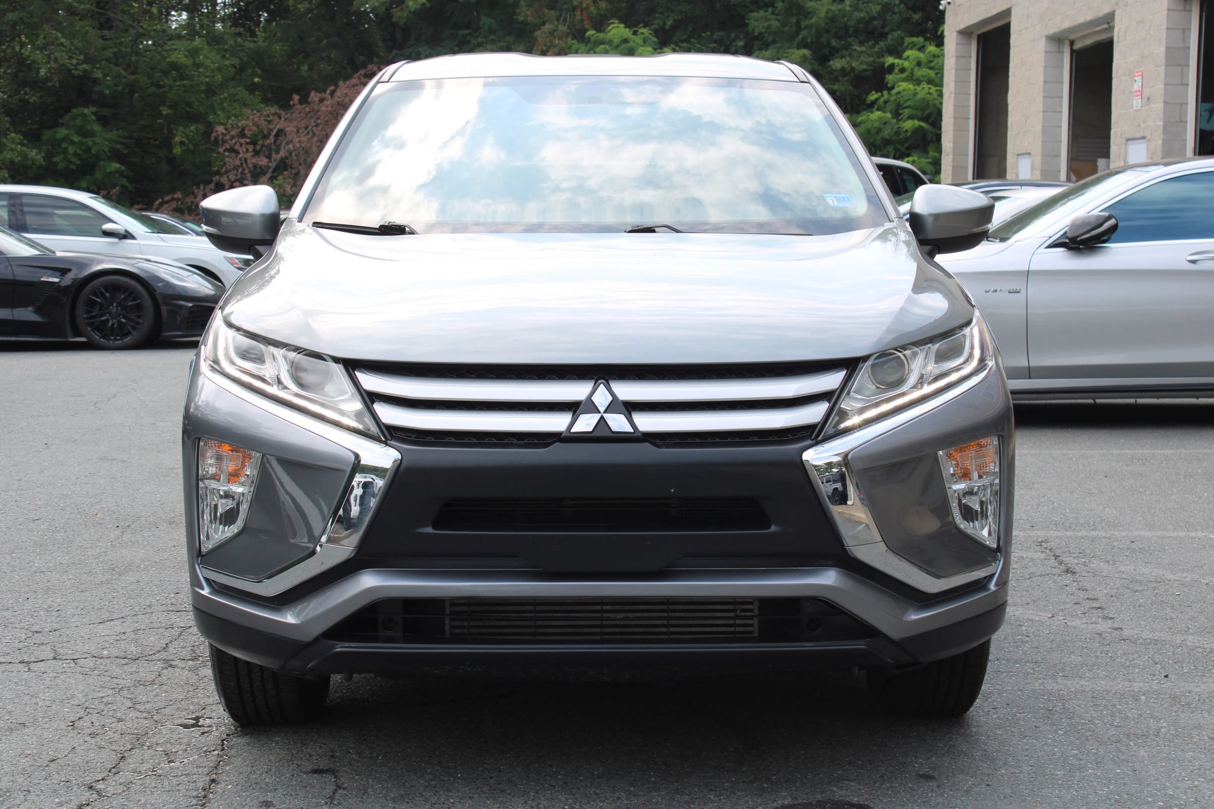 Used 2019 Mitsubishi Eclipse Cross ES AWD/4WD image 2