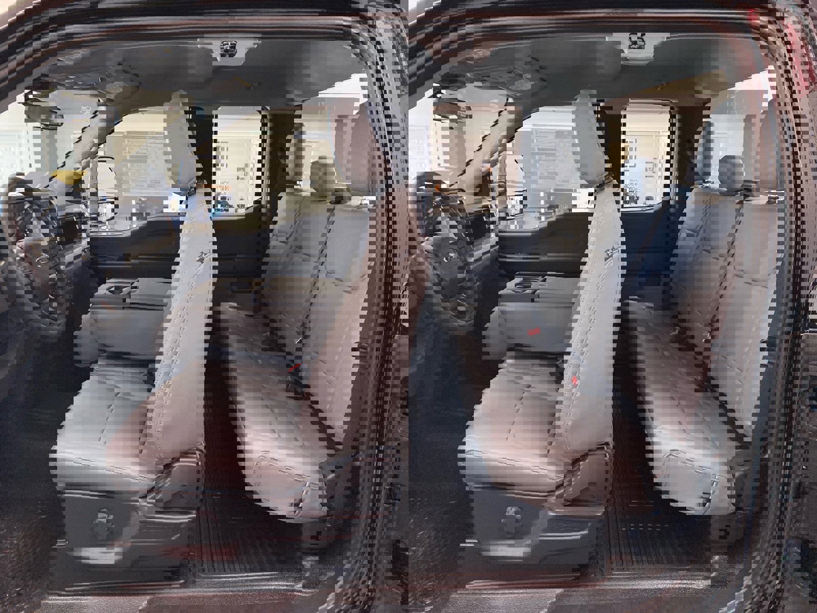 New 2026 Ford F250 XL w/ XL Chrome Package image 11