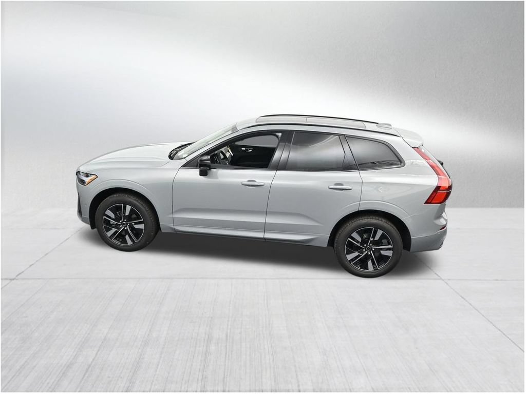 New 2026 Volvo XC60 B5 Plus AWD/4WD image 14