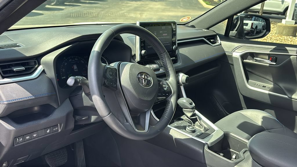 Used 2022 Toyota RAV4 XSE w/ XSE Grade Weather Package AWD/4WD image 22