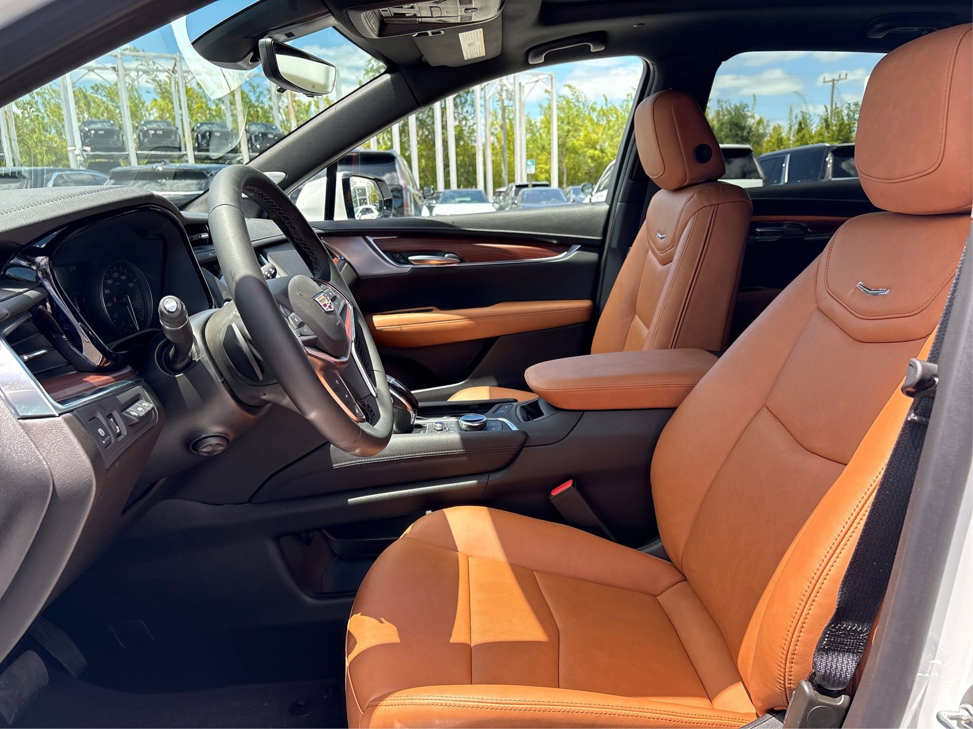 New 2026 Cadillac XT5 Premium Luxury w/ Driver Assist Package FWD image 9