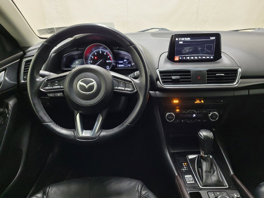 Used 2018 MAZDA MAZDA3 Grand Touring image 22
