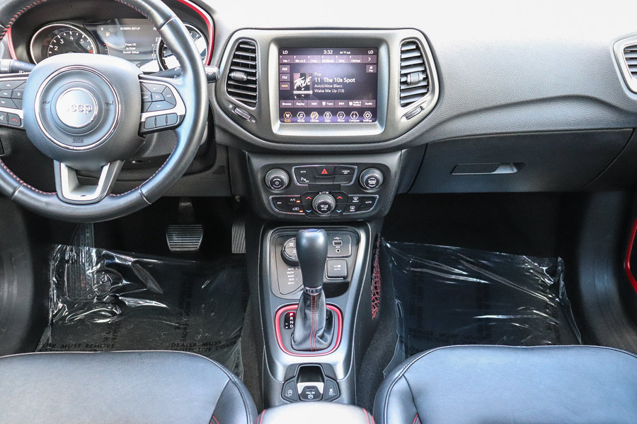 Used 2020 Jeep Compass Trailhawk w/ Safety & Security Group AWD/4WD image 14