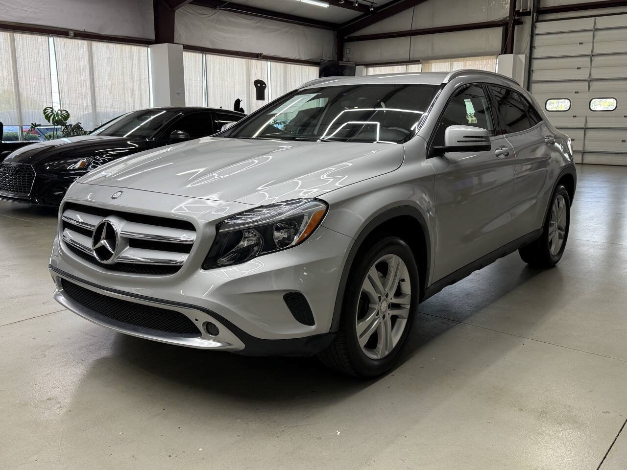 Used 2017 Mercedes-Benz GLA 250 4MATIC image 5