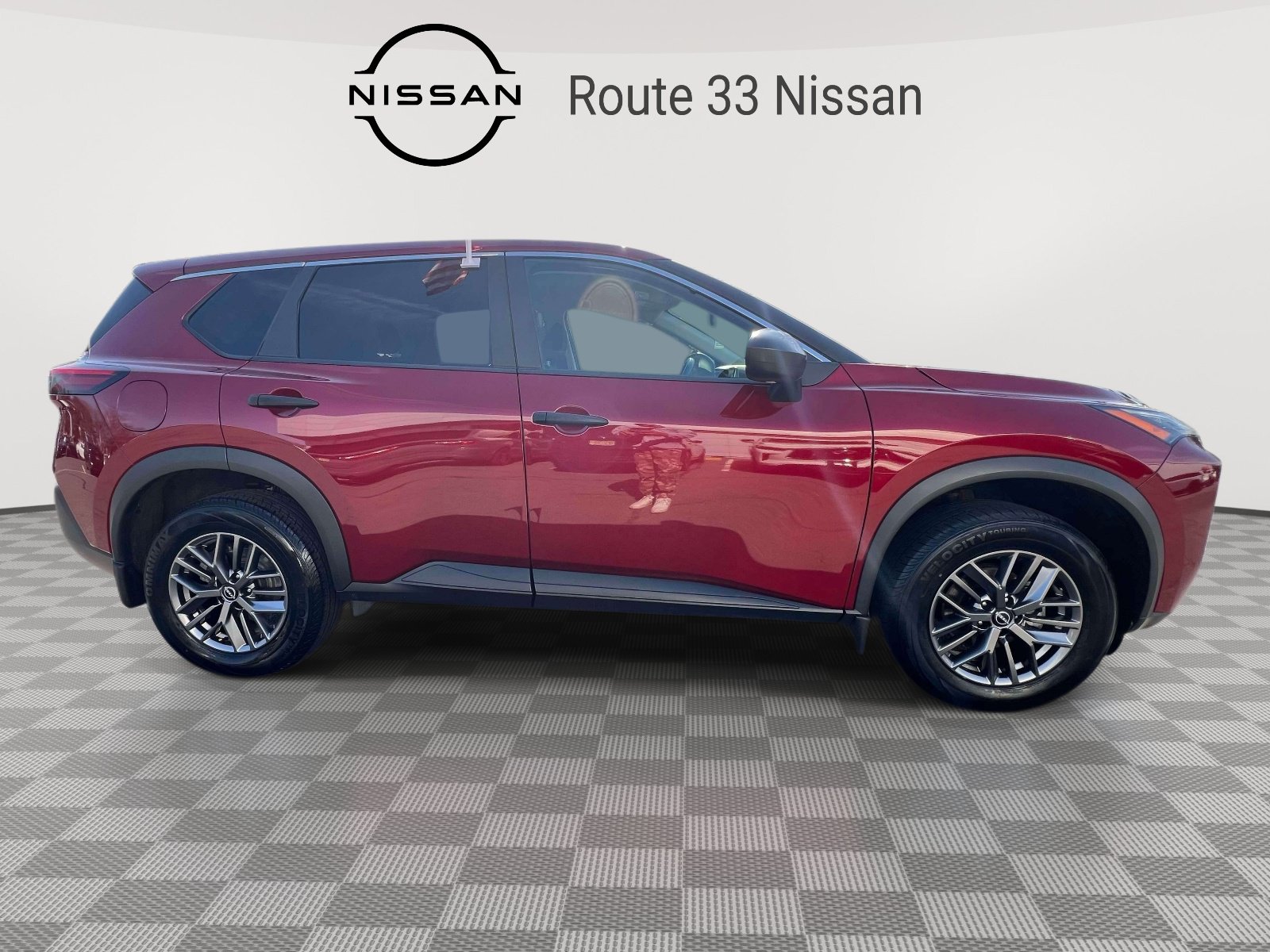 Used 2023 Nissan Rogue S AWD/4WD image 5
