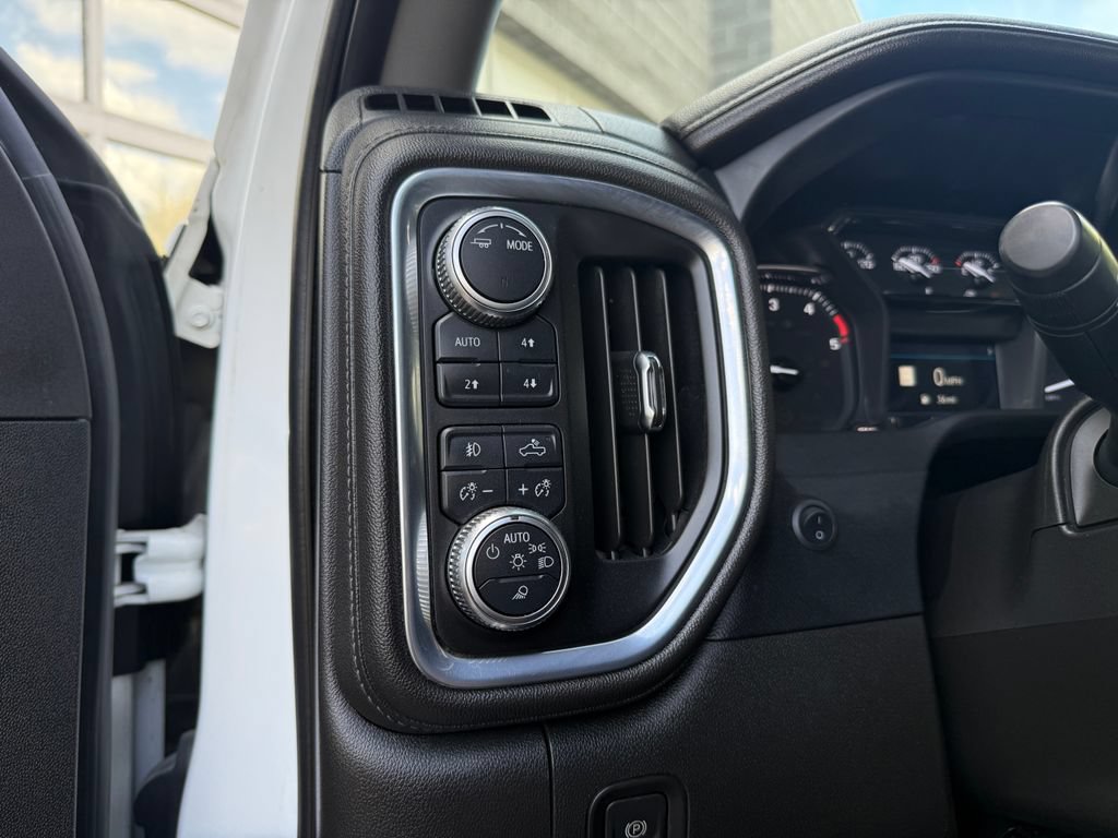 Used 2023 GMC Sierra 3500 SLT w/ SLT Premium Package AWD/4WD image 42