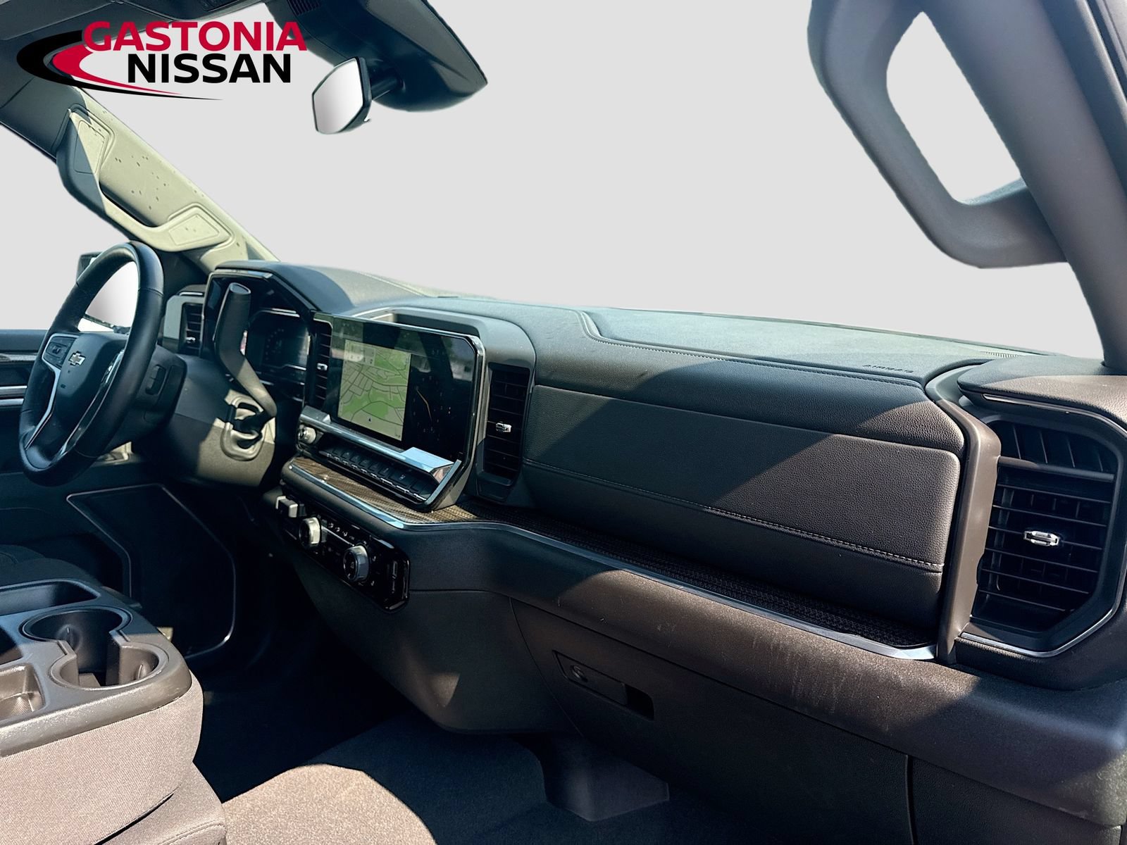 Used 2025 Chevrolet Silverado 1500 LT RWD image 39