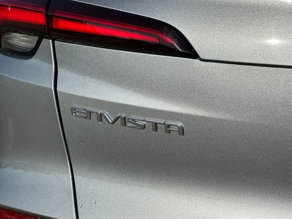 Used 2025 Buick Envista Preferred image 32