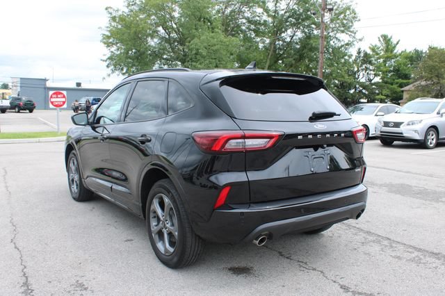 Used 2024 Ford Escape ST-Line w/ Tech Pack #1 AWD/4WD image 38