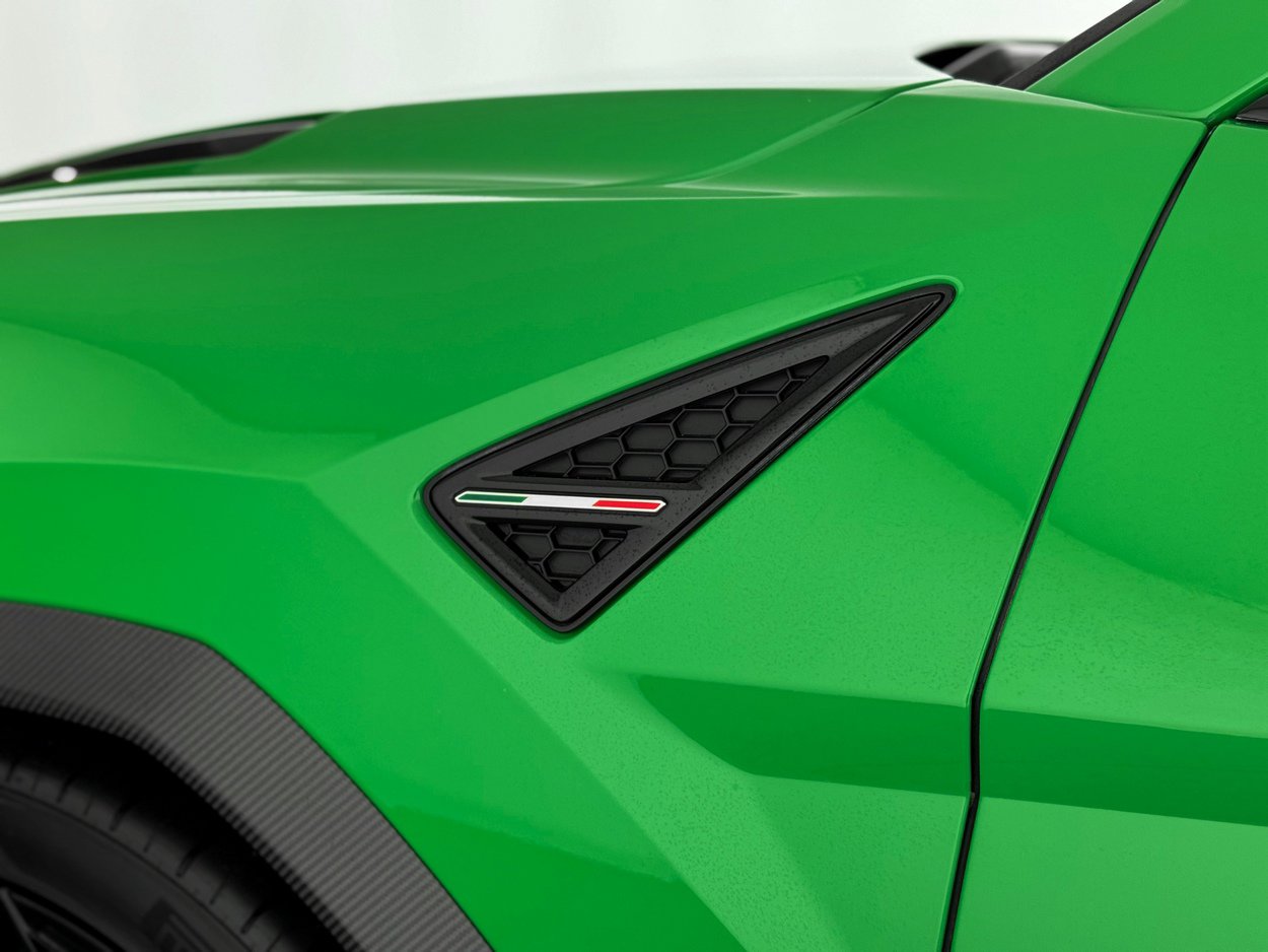 Used 2024 Lamborghini Urus Performante image 47