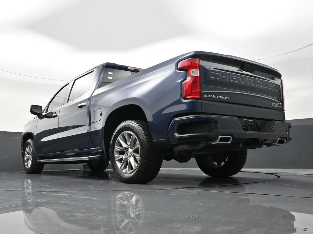 Used 2021 Chevrolet Silverado 1500 High Country w/ Technology Package image 29