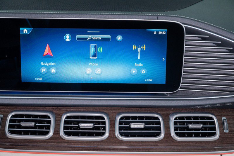 Certified 2026 Mercedes-Benz GLS 450 4MATIC image 21