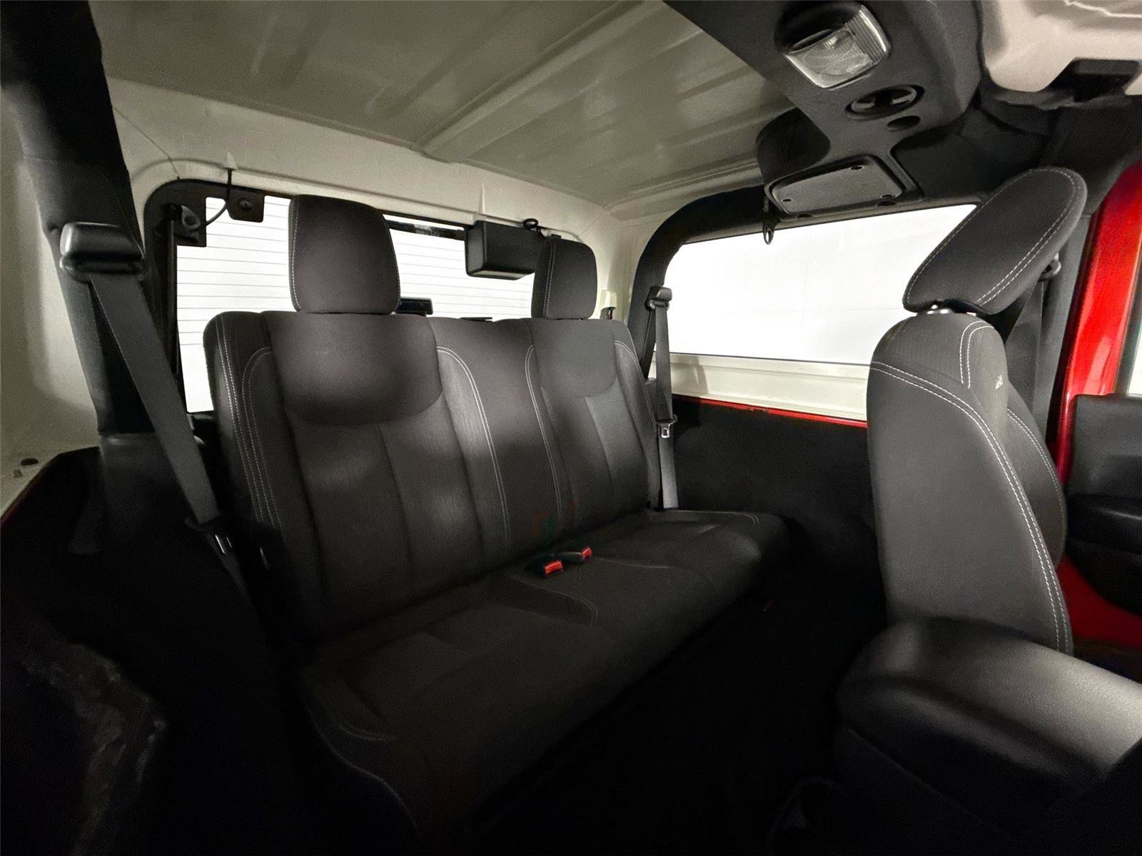 Used 2017 Jeep Wrangler Sahara w/ Connectivity Group image 47