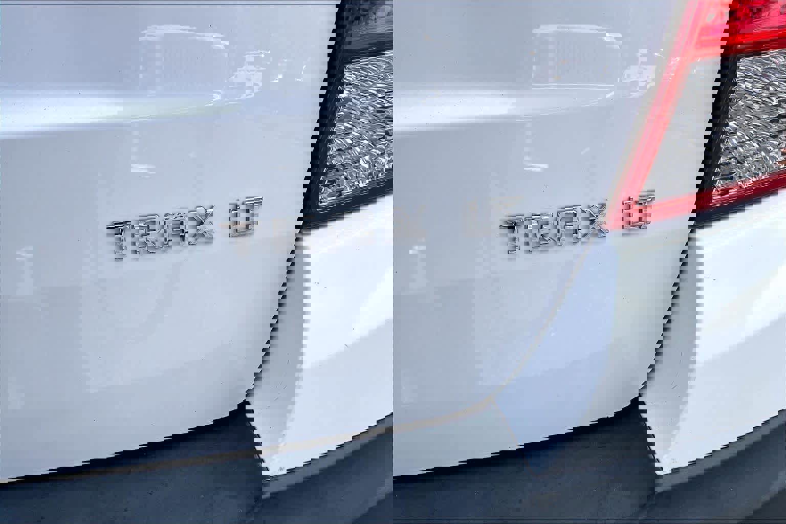 Used 2016 Chevrolet Trax LT w/ LT Convenience Package image 10