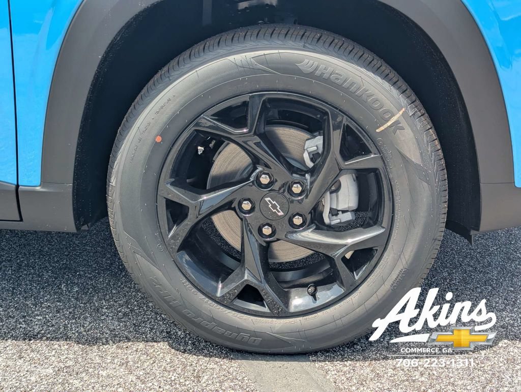 New 2026 Chevrolet Trax LT w/ Sunroof Package FWD image 10
