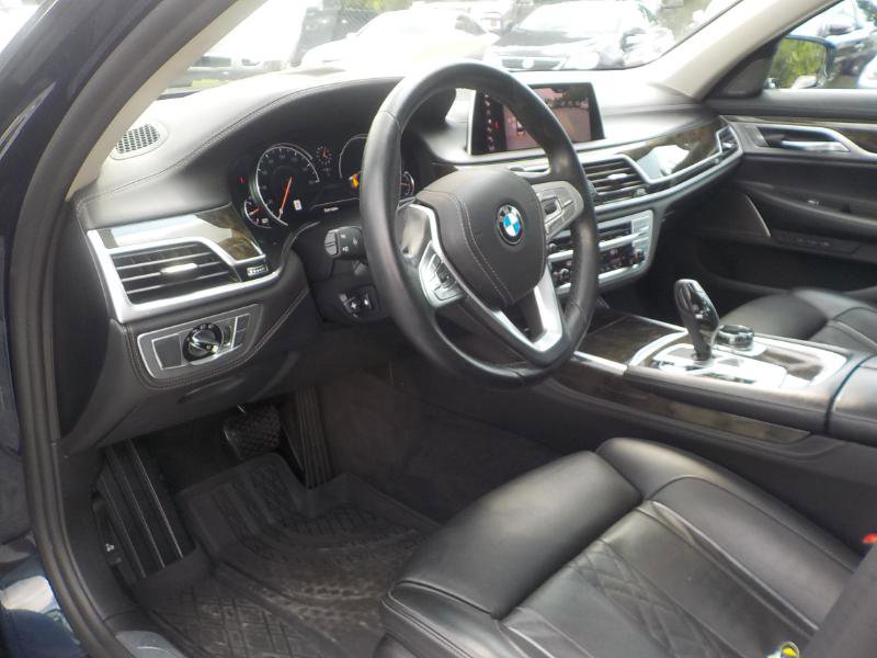 Used 2019 BMW 740i xDrive w/ Executive Package image 10