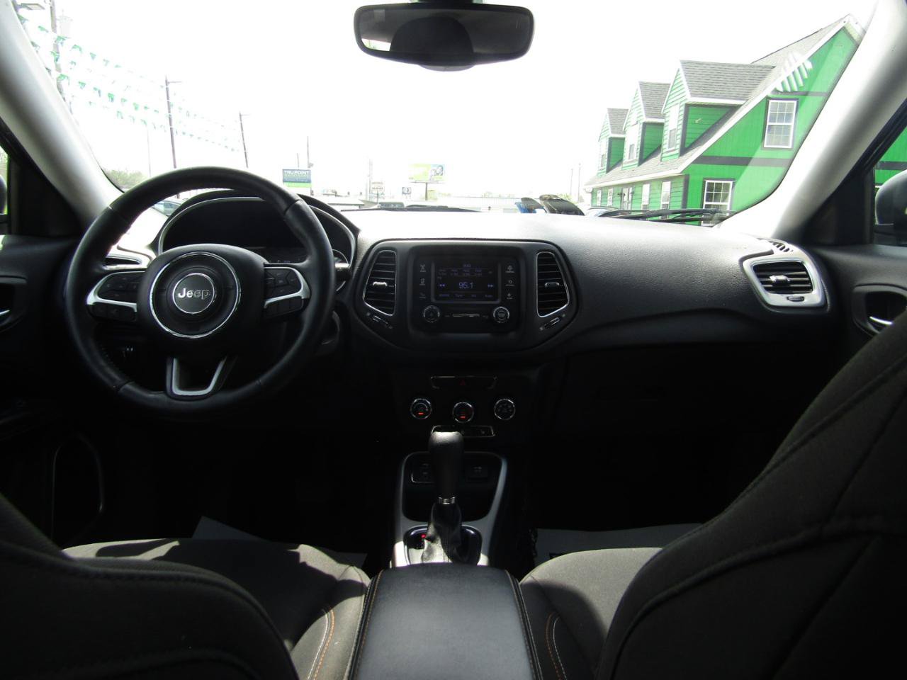 Used 2018 Jeep Compass Sport w/ Cold Weather Group FWD image 13