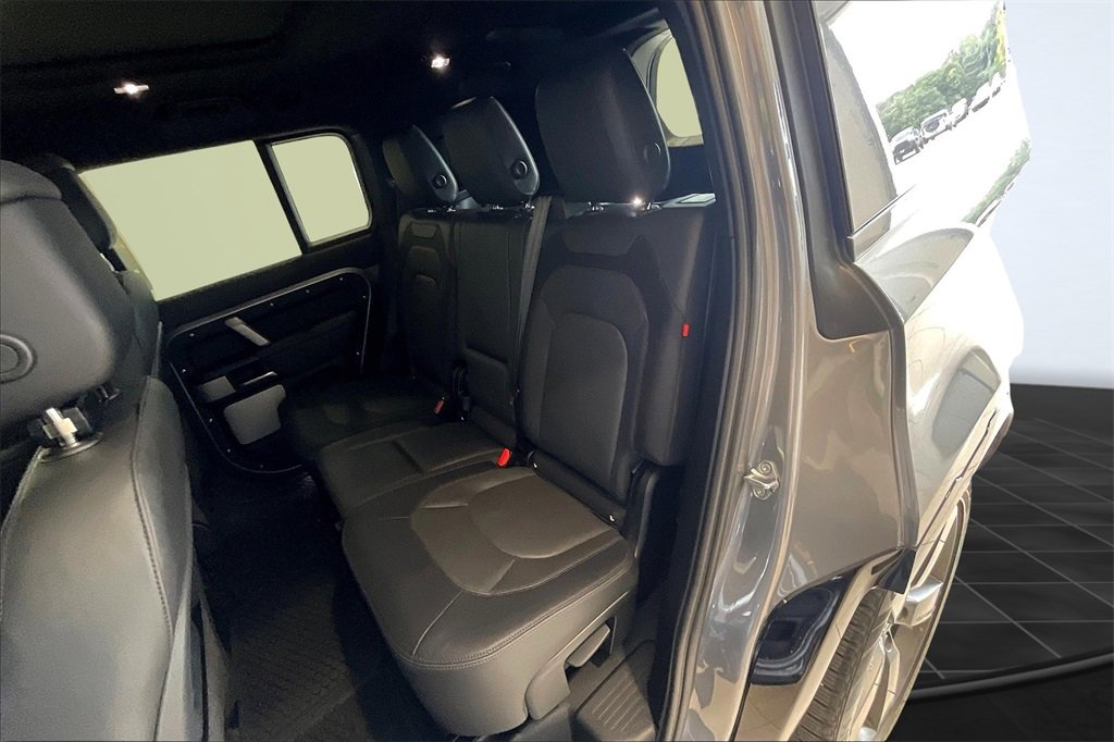 Used 2024 Land Rover Defender 130 Outbound image 26