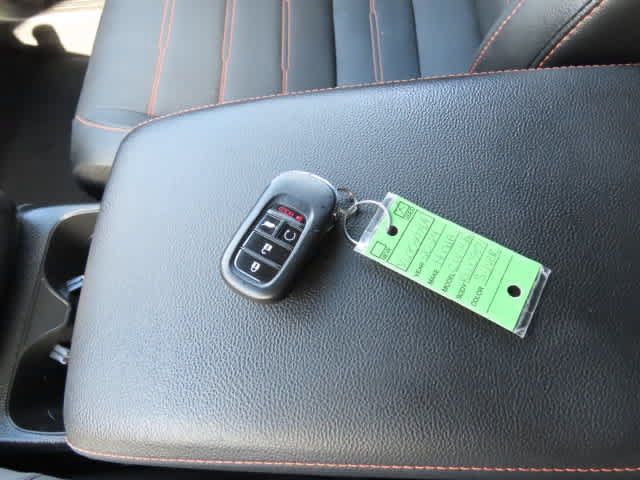 Used 2024 Honda CR-V Sport Touring image 31