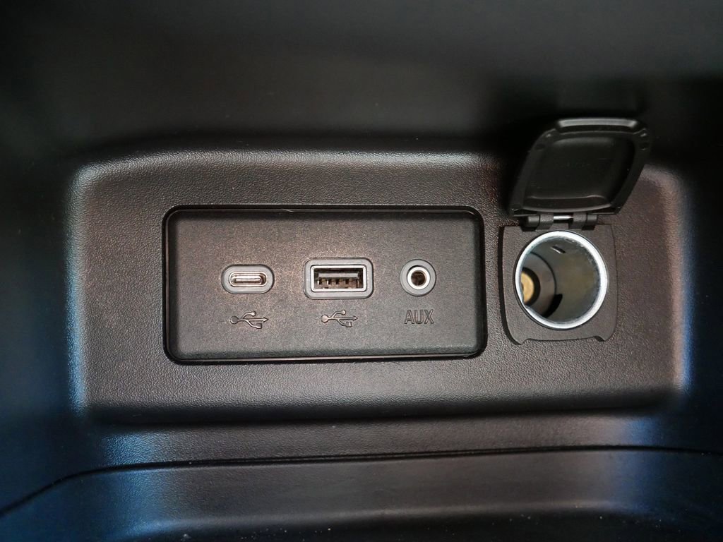 Used 2024 Chevrolet Equinox LT AWD/4WD image 27