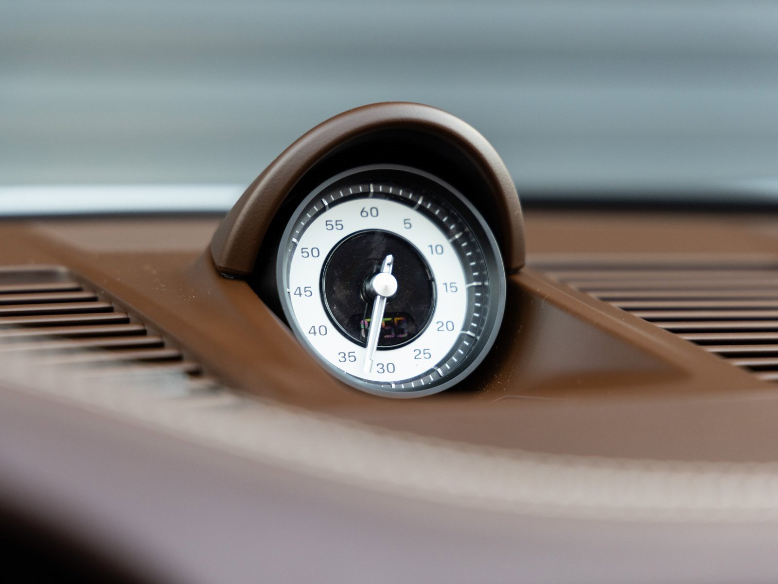 Used 2024 Porsche 911 Targa 4S w/ Premium Package image 18