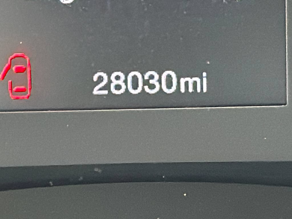 Used 2017 Jeep Renegade Latitude FWD image 23