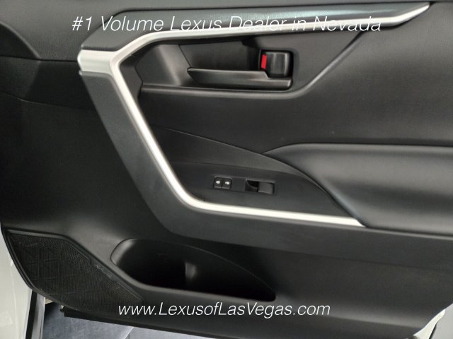 Used 2023 Toyota RAV4 LE AWD/4WD image 24