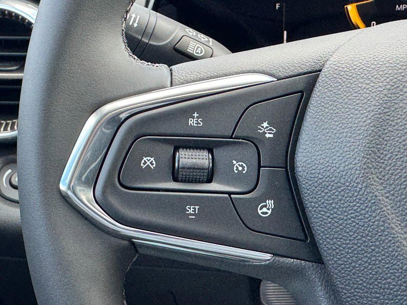 New 2026 Chevrolet Trax ACTIV w/ Sunroof Package image 14