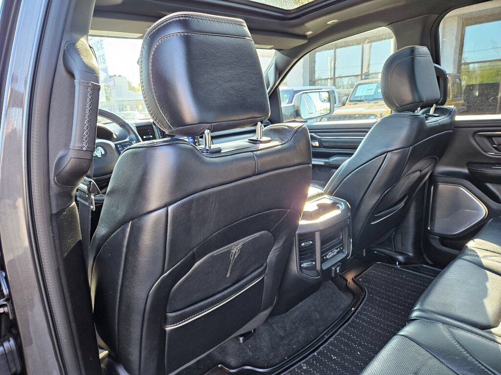 Used 2019 RAM 1500 Limited AWD/4WD image 13