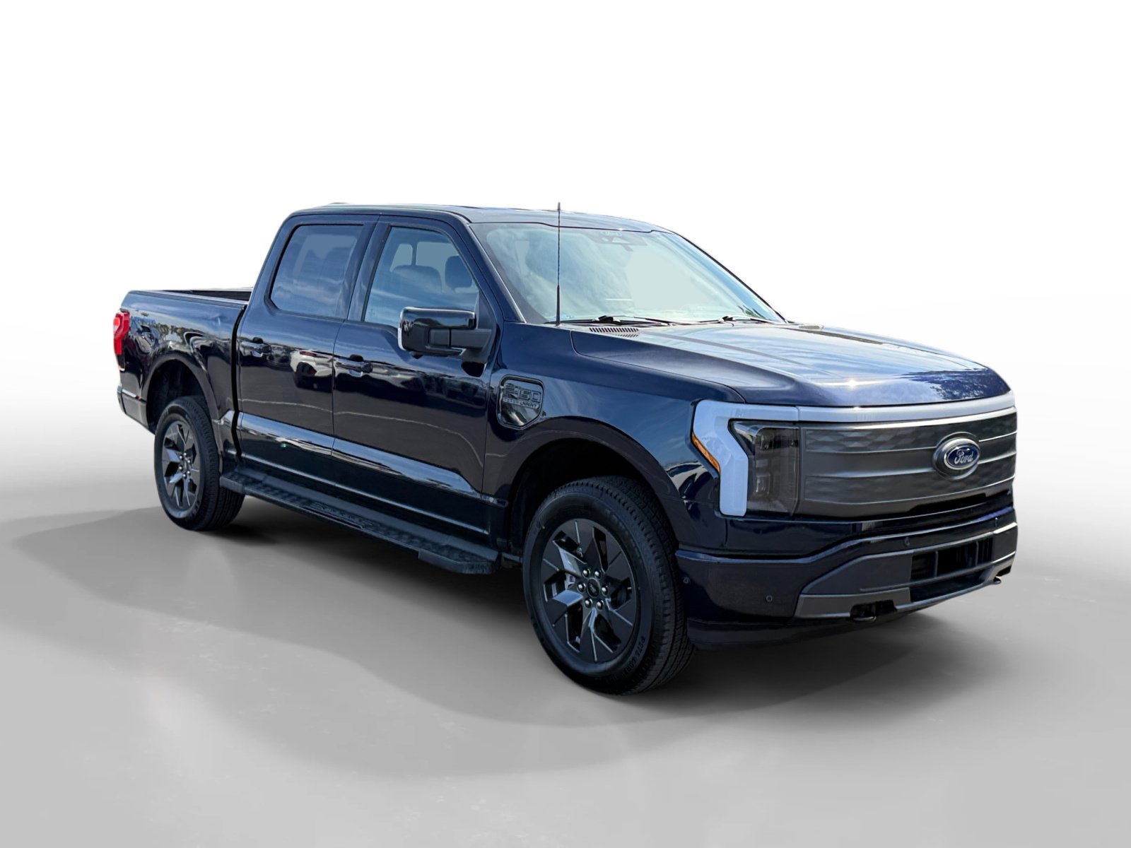 Certified 2022 Ford F150 Lightning Lariat image 7