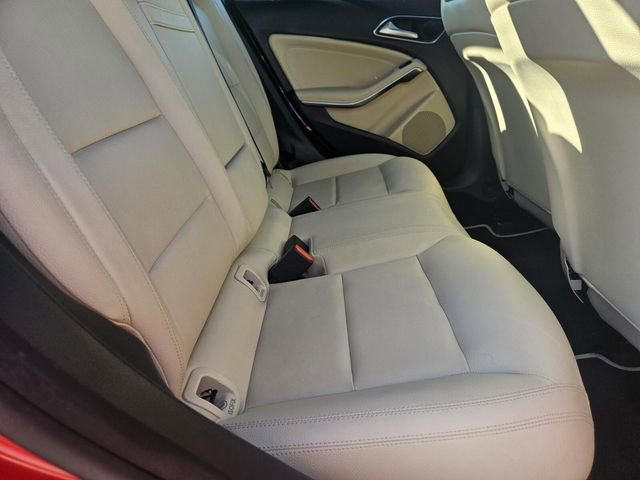 Used 2018 Mercedes-Benz CLA 250 image 12