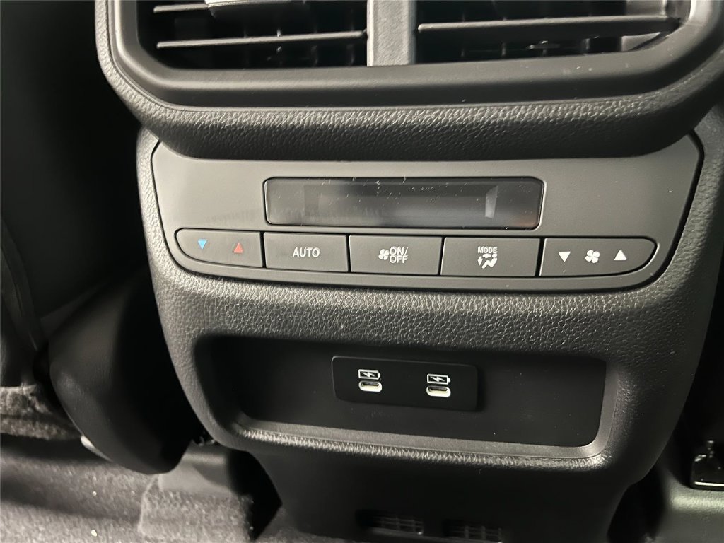 New 2026 Honda Pilot Touring image 25