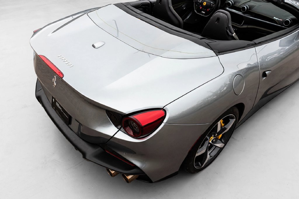 Certified 2022 Ferrari Portofino M RWD image 20
