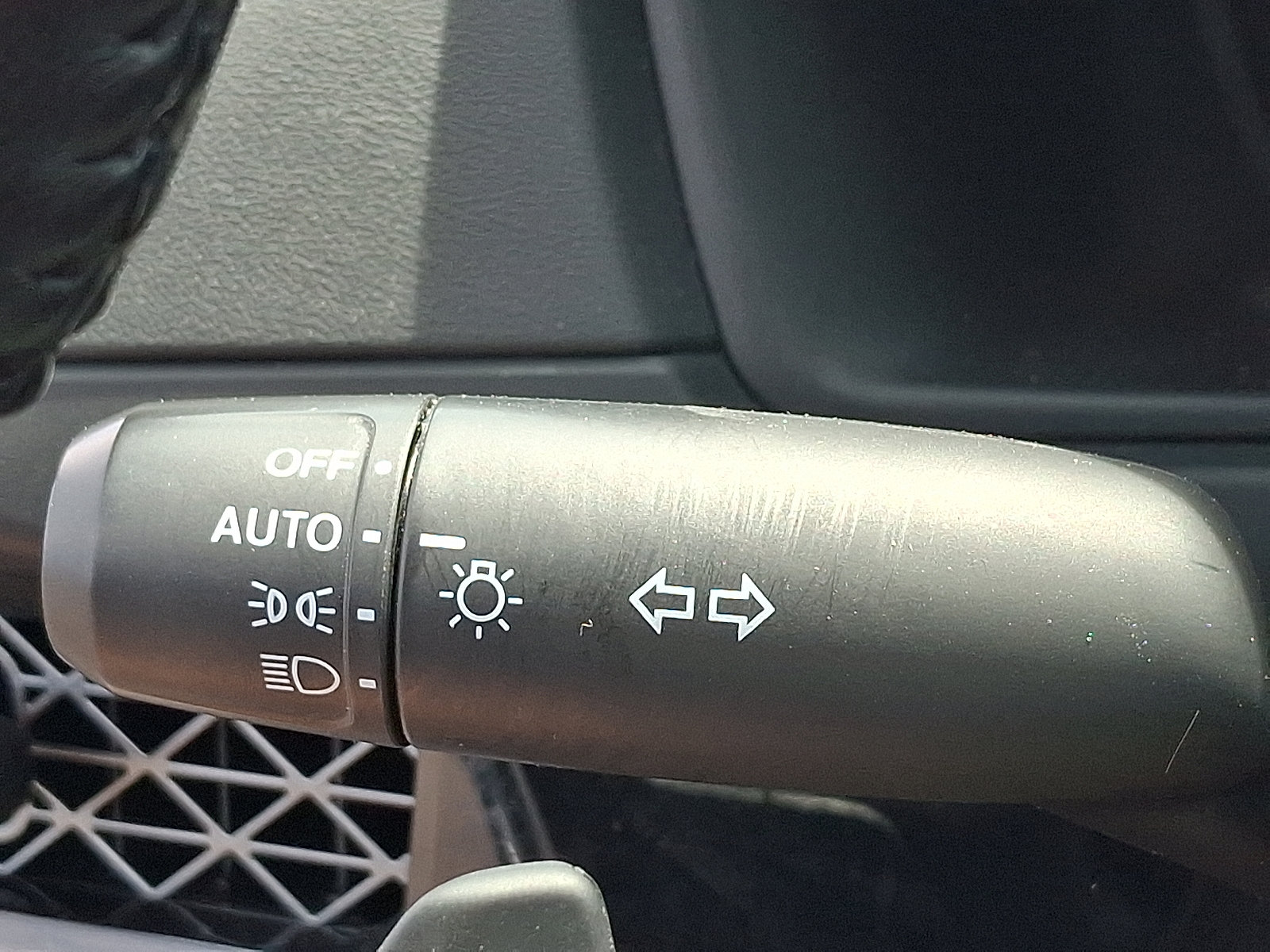Used 2023 Honda Accord Touring image 25