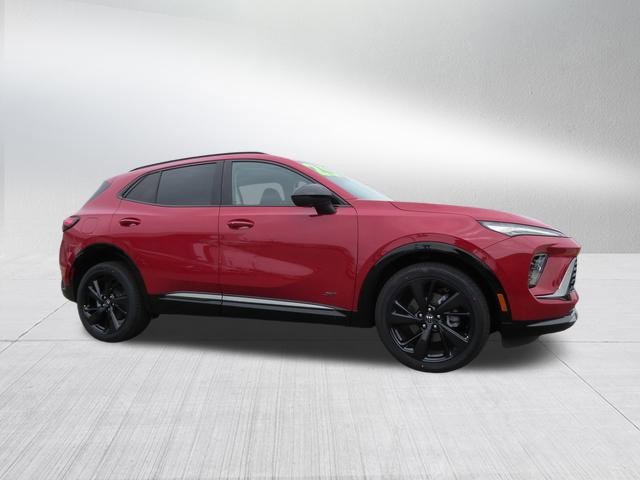 New 2025 Buick Envision Sport Touring image 2