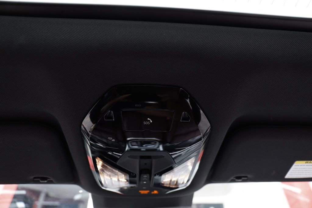 Used 2023 BMW 740i RWD image 37