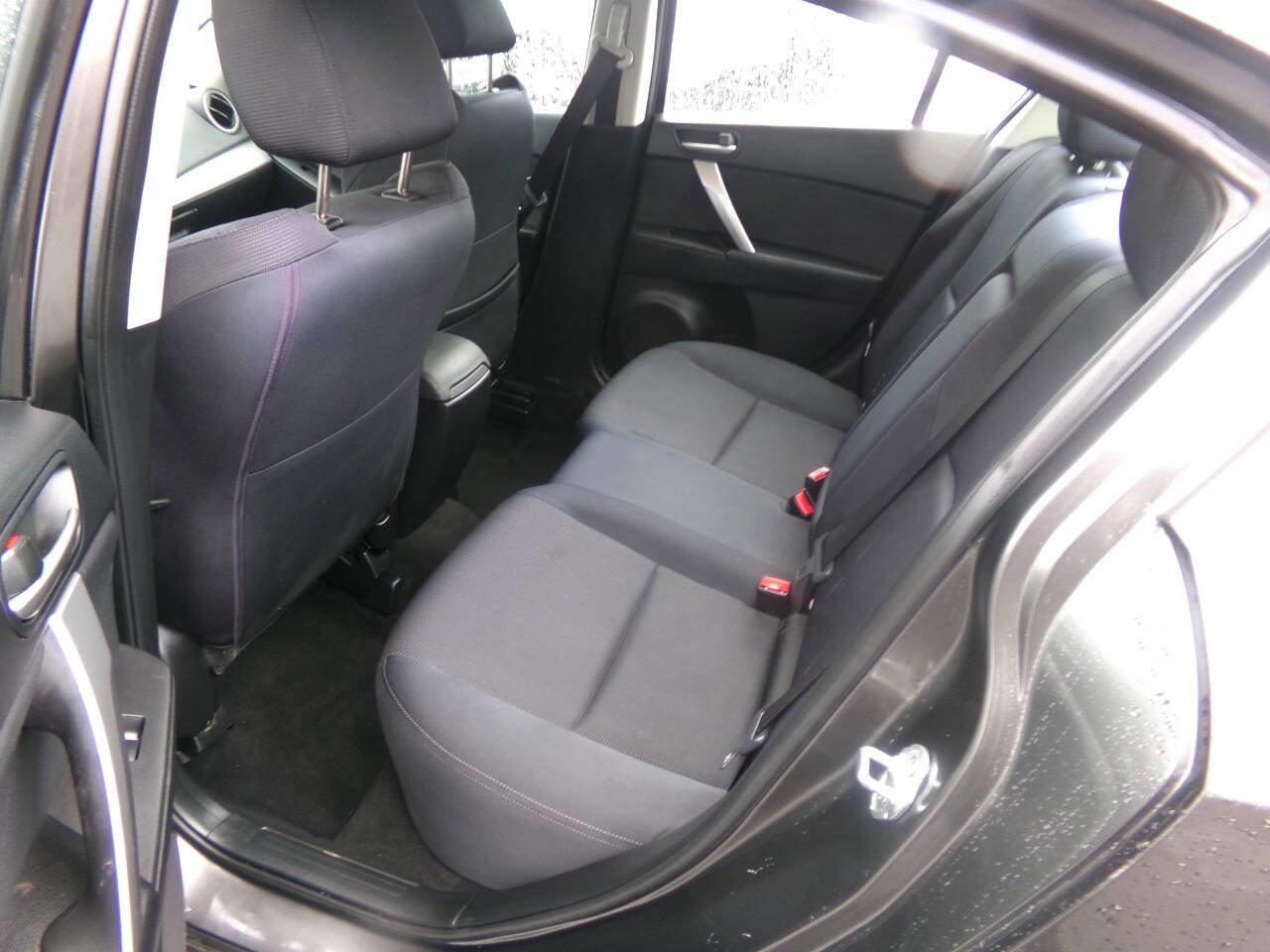 Used 2010 MAZDA MAZDA3 s Sport image 16