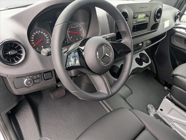 New 2025 Mercedes-Benz Sprinter 2500 video 3
