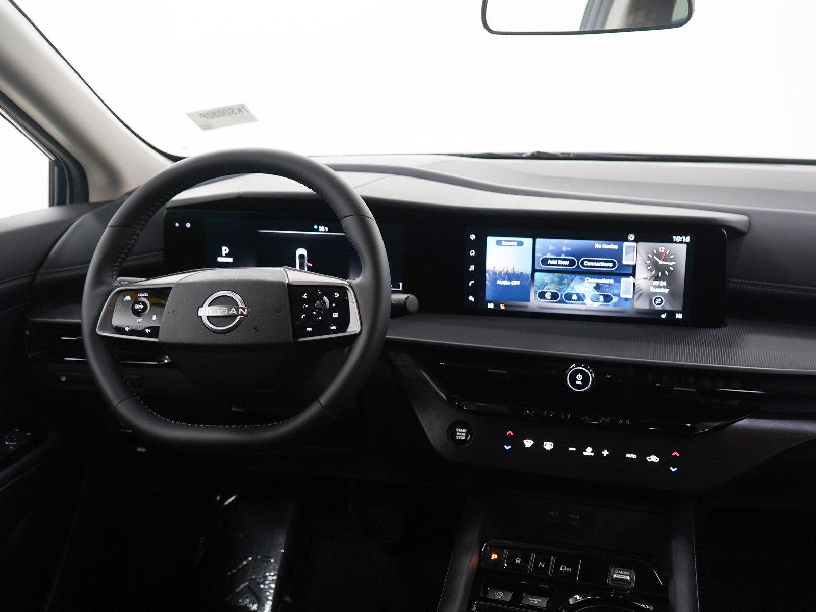 Used 2025 Nissan Murano SV image 14