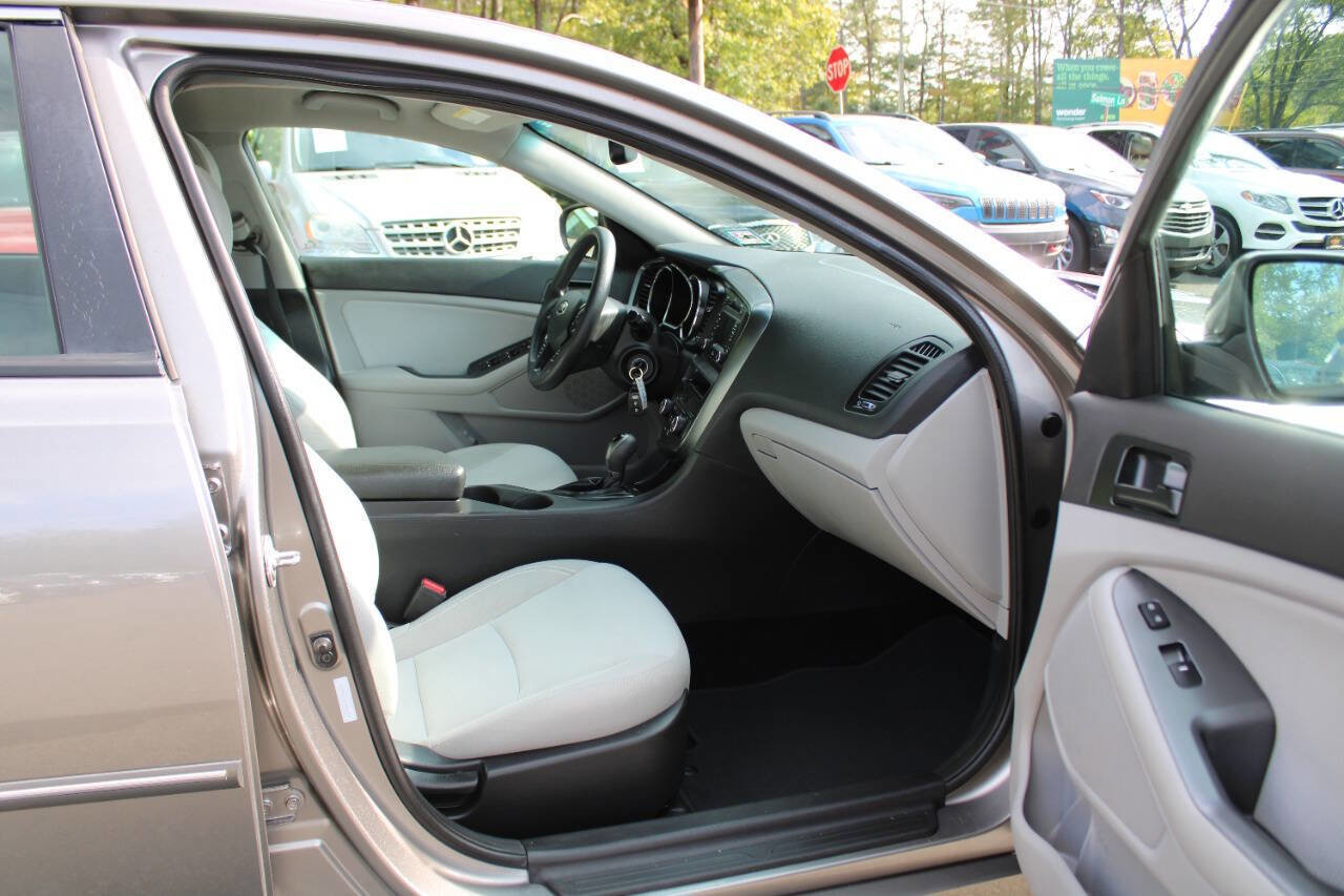 Used 2013 Kia Optima LX w/ Convenience Plus Pkg image 29