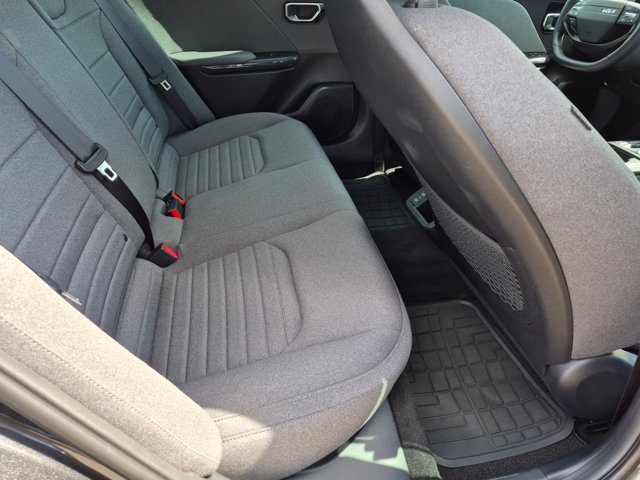 Used 2025 Kia K4 EX FWD image 18