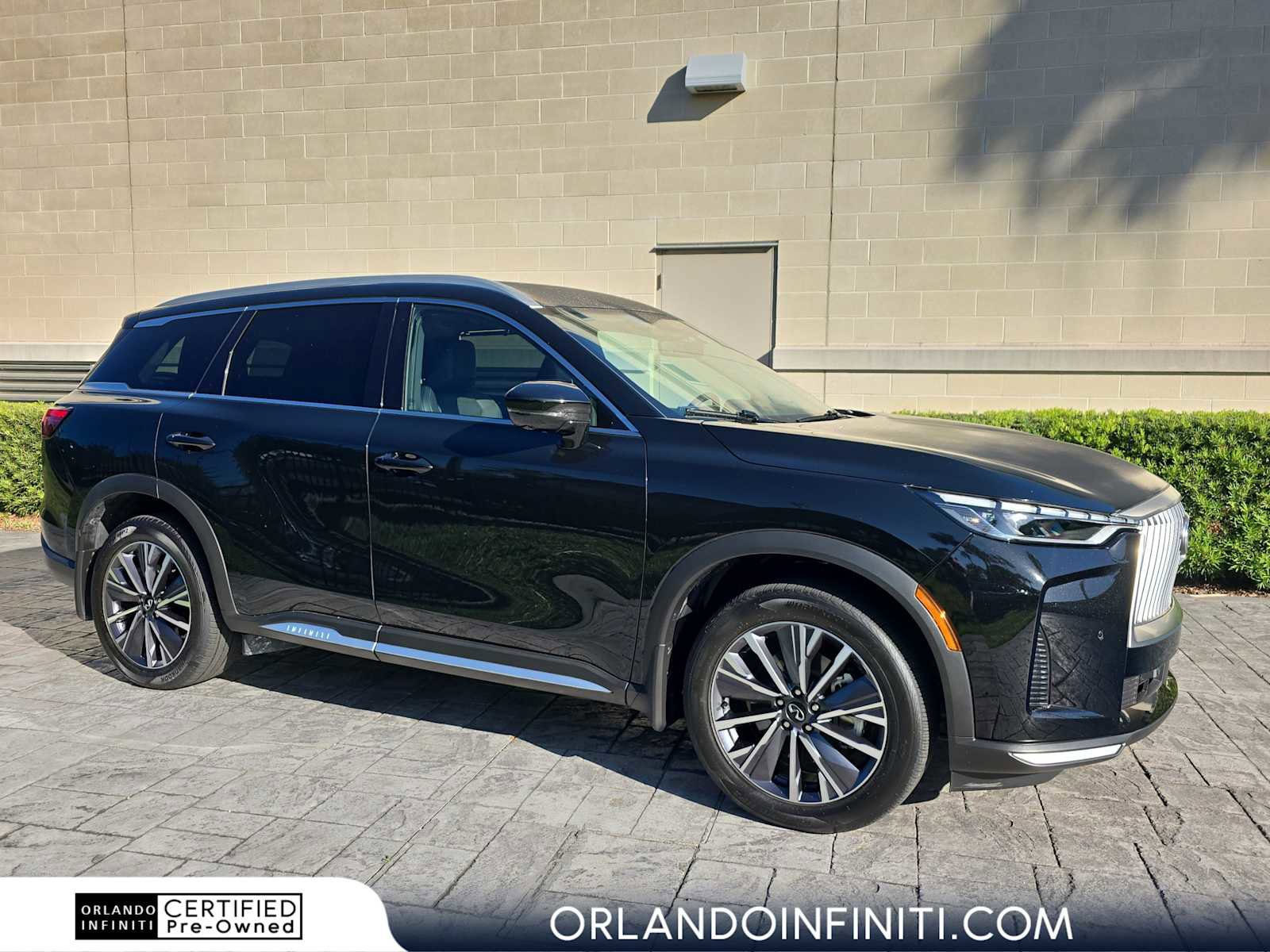 Certified 2026 INFINITI QX60 Luxe w/ Cargo Package