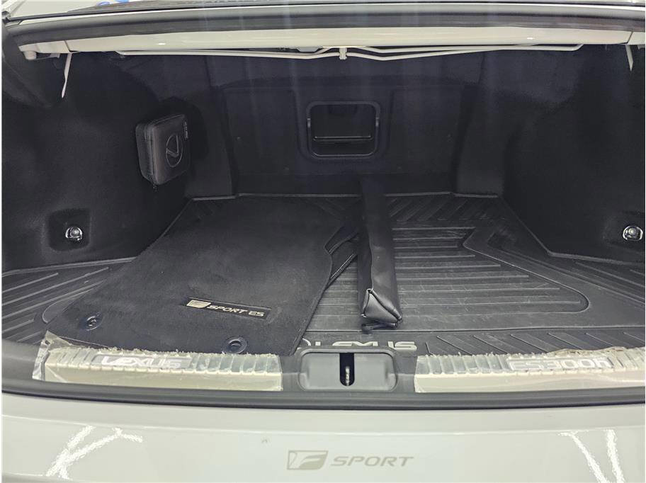 Used 2023 Lexus ES 300h F Sport w/ Accessory Package (Z2) FWD image 12