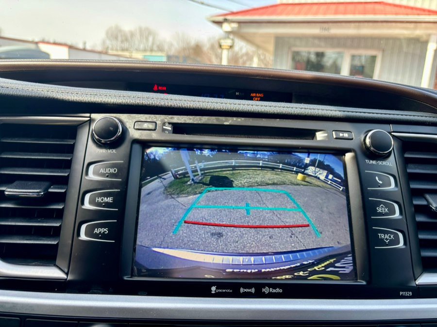 Used 2018 Toyota Highlander Plus image 25