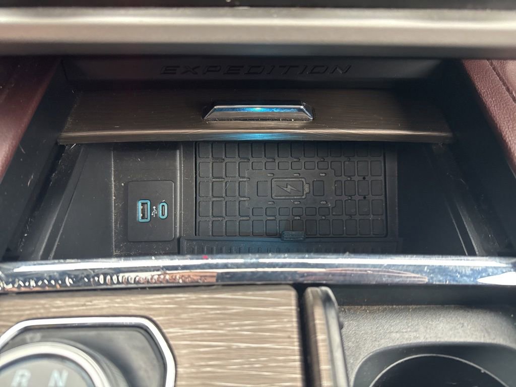 Certified 2023 Ford Expedition Limited image 22