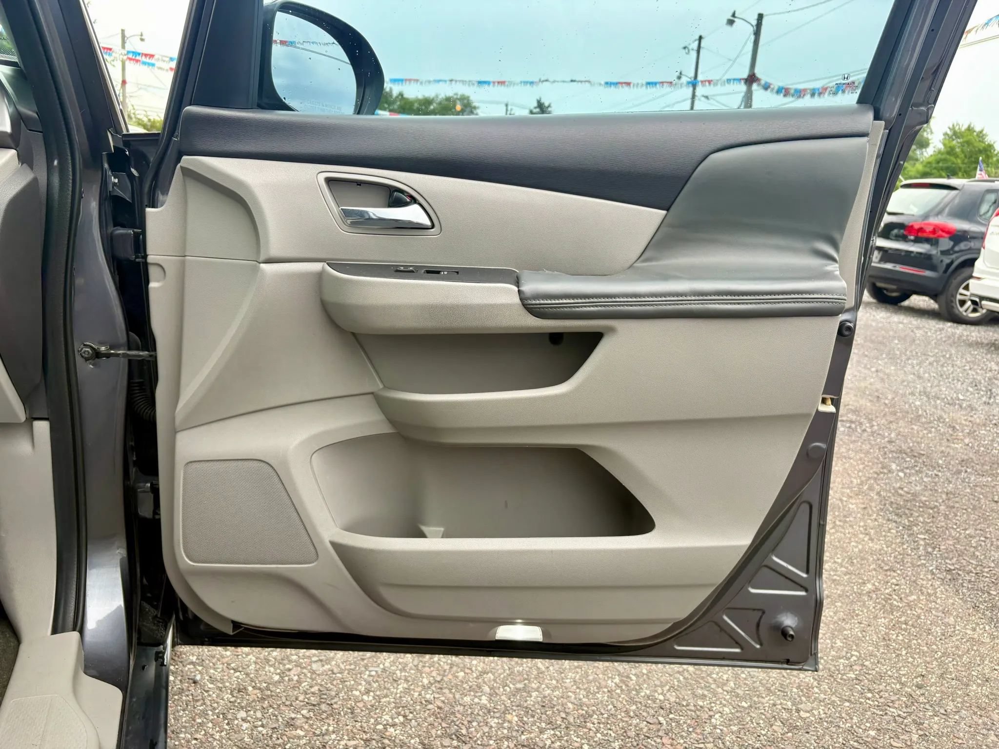 Used 2016 Honda Odyssey EX image 14