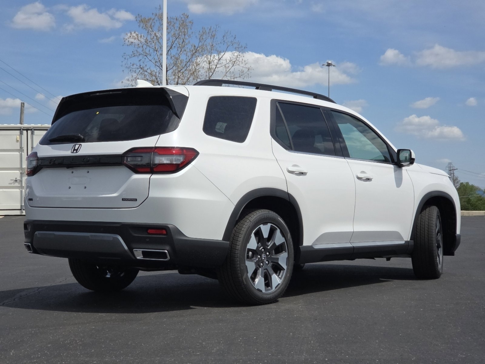 New 2026 Honda Pilot Touring image 17