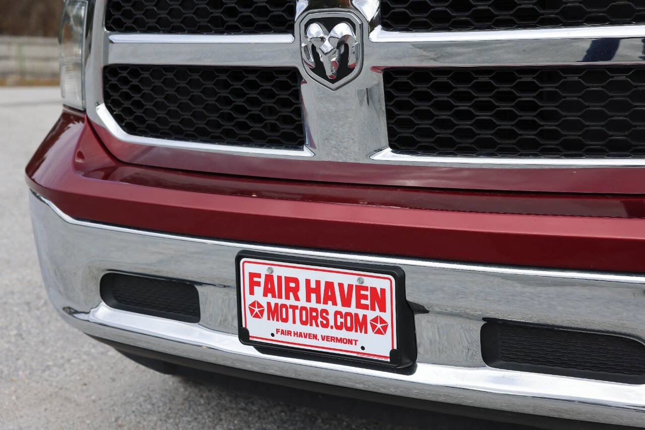 Used 2024 RAM 1500 Classic SLT AWD/4WD image 33